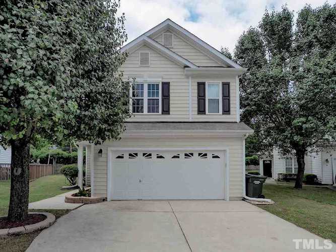 6 Keswick Court Durham, NC 27713 | MLS 2266618 Photo 1