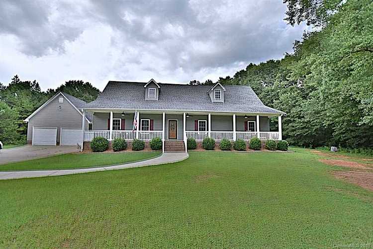 2876 Chapman Circle Rock Hill, SC 29732 | MLS 3528570 Photo 1