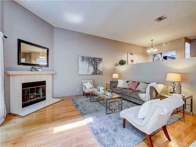 1956 S Barrington Avenue, Los Angeles, CA 90025 | MLS #OC19162534 Photo 1