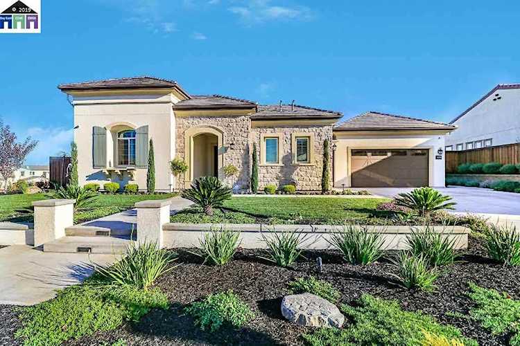 2002 Riddling Brentwood, CA 94513 | MLS 40863163 Photo 1
