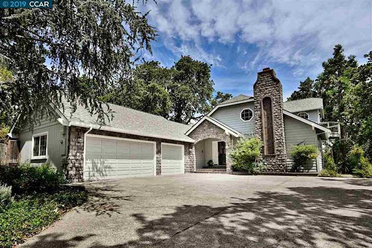 31 Viejo Vista Alamo, CA 94507 | MLS 40864678 Photo 1