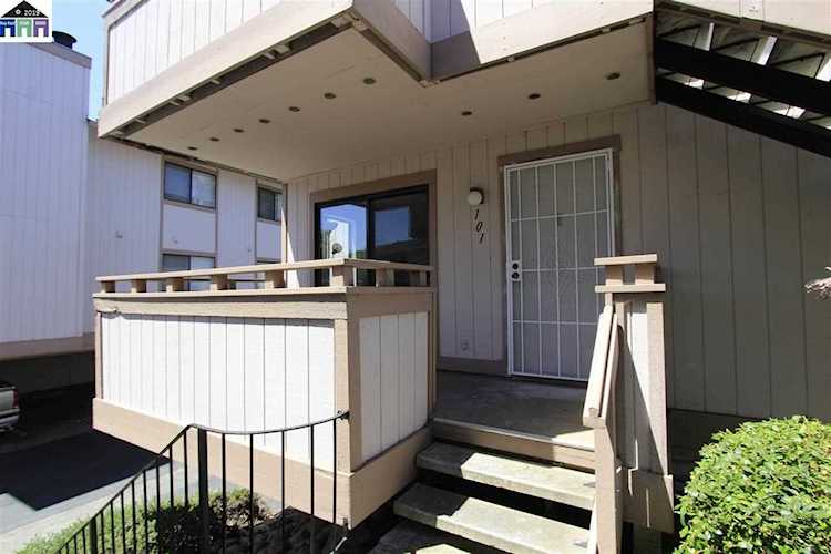 25019 Copa Del Oro Dr #101 Hayward, CA 94545 | MLS 40872513 Photo 1