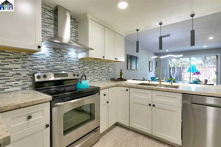 2468 Heathrow Ln San Leandro, CA 94577 | MLS 40873088 Photo 1