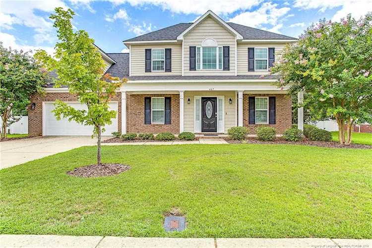 467 Thorncliff Dr Raeford, NC 28376 | MLS 610717 Photo 1