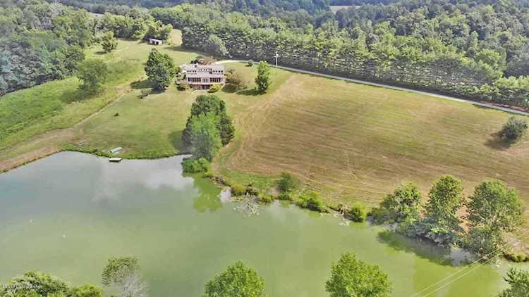5957 Hickory Ridge Rd Waddy, KY 40076