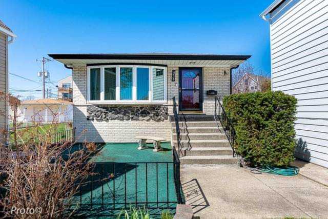 4638 S St Louis Ave Chicago, IL 60632 | MLS 10454227 Photo 1