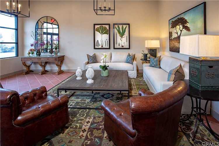 627 Deep Valley #207 Rolling Hills Estates, CA 90274
