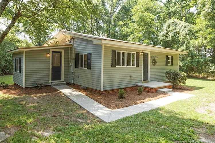 2312 Caroline Dr Sanford, NC 27330 | MLS 610874 Photo 1