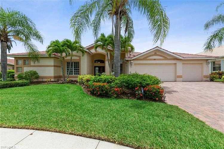 7957 Gator Palm Dr Fort Myers, FL 33966