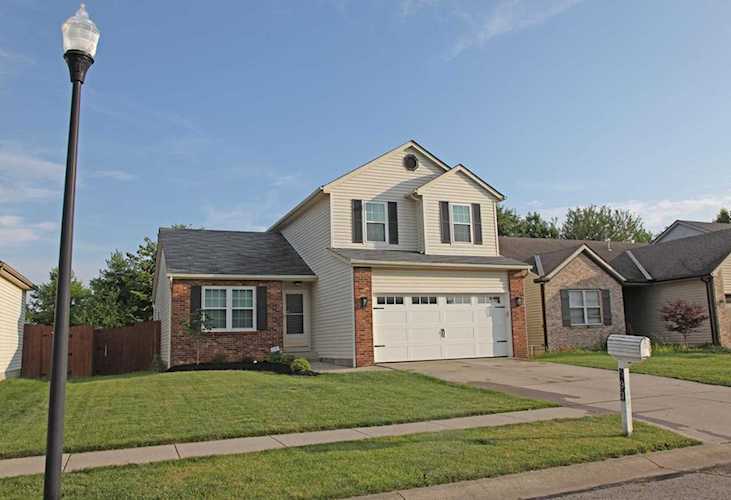 $242,500 - For sale - 5933 Brookmont Drive, Hilliard, OH 43026 - MLS#219025998 - Franklin. - Wonderful two story with open floor plan and vaulted ceilings! SO MANY renovations! Spacious... Photo 1