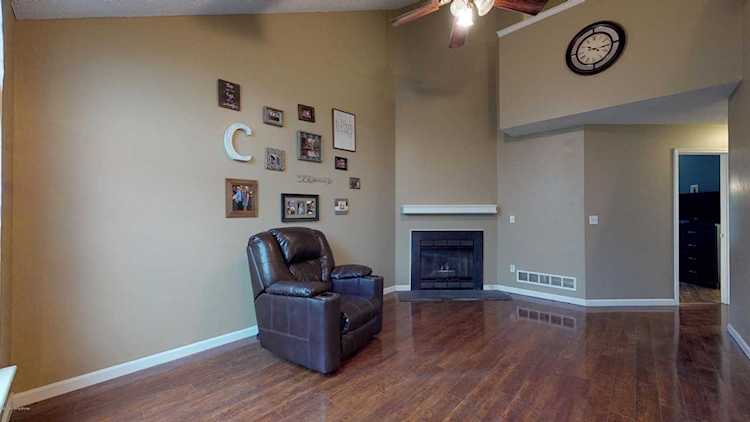 4008 Mimosa View Dr Louisville Ky 40299 Mls 1537986