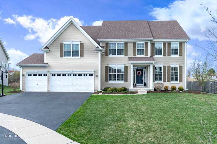 3 Birchwood Ct Lake In The Hills, IL 60156 | MLS 10349815 Photo 1