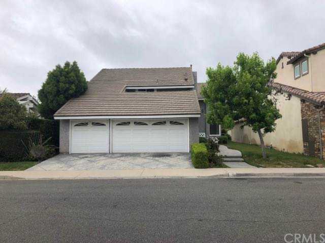 8 Willowbrook Irvine, CA 92604 | MLS OC19167808 Photo 1