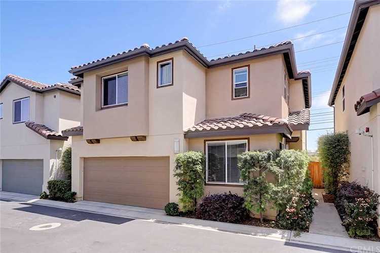 5831 W Manchester Avenue in Los Angeles, CA - MLS# SB19160623 Photo 1