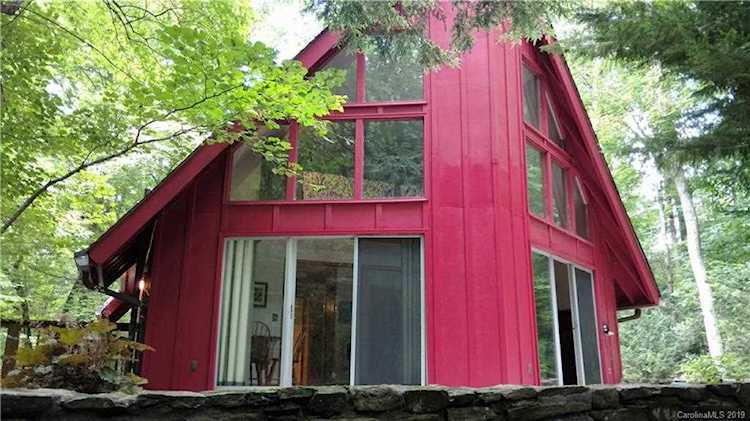 926 Holly Rd Black Mountain, NC 28711 | MLS 3530650 Photo 1