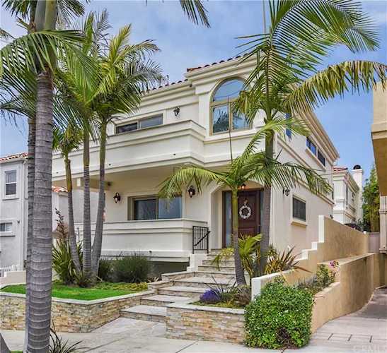 718 N Lucia Avenue #A Redondo Beach, CA 90277 | MLS OC19172201 Photo 1