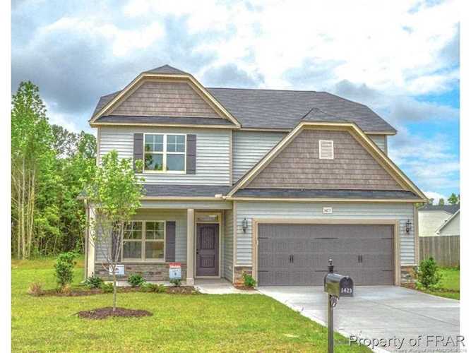 1423 Vandenberg Dr Fayetteville, NC 28312 | MLS 611040 Photo 1