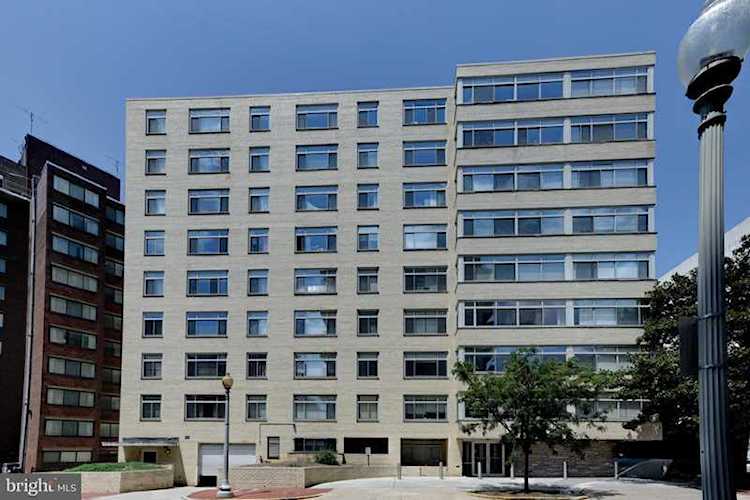 2401 H St NW #208 Washington, DC 20037 | MLS ® DCDC436072 Photo 1