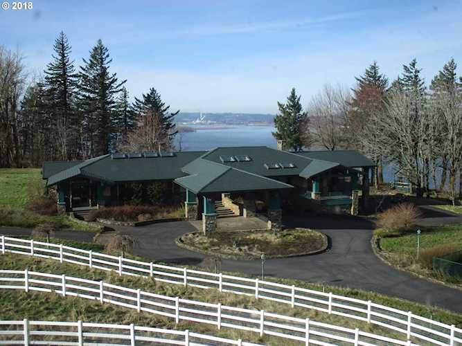35701 NE Chamberlain Rd Corbett, OR 97019