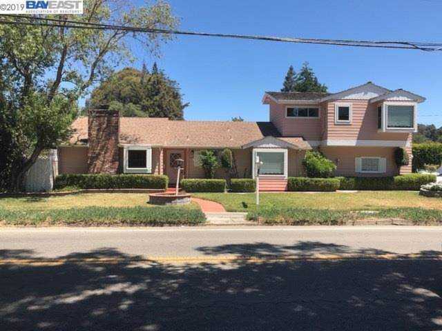 22558 Center St Hayward, CA 94541 | MLS 40874401 Photo 1