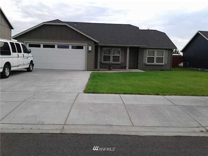 905 S Rees StMoses LakeWA98837 Photo 1