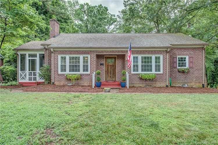 910 S South St Gastonia, NC 28052 | MLS 3518114 Photo 1