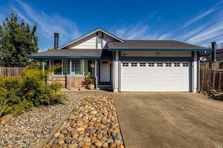 1161 Cielo Circle Rohnert Park, CA 94928 | MLS 21914395 Photo 1