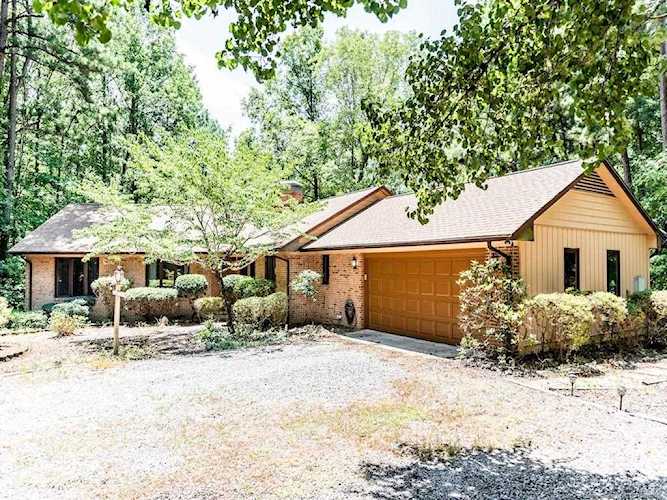2206 Chicago Loop Sanford, NC 27332 | MLS 611208 Photo 1