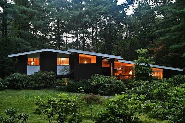 Lexington, 10 Partridge Rd, MA, home for sale Photo 1