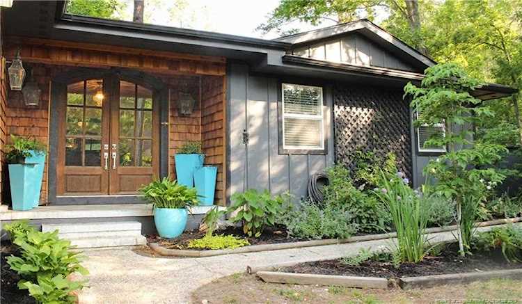 27 Lakeview Dr Whispering Pines, NC 28327 | MLS 607595 Photo 1