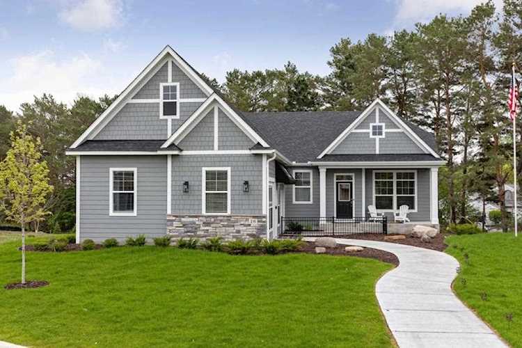 26 Summit Farm Lane Gem Lake, MN 55110