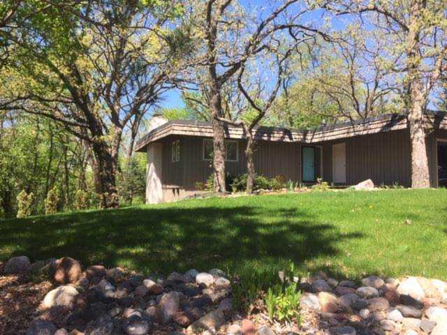1421 Kings Wood Road Eagan, MN 55122 | MLS 5205064 Photo 1