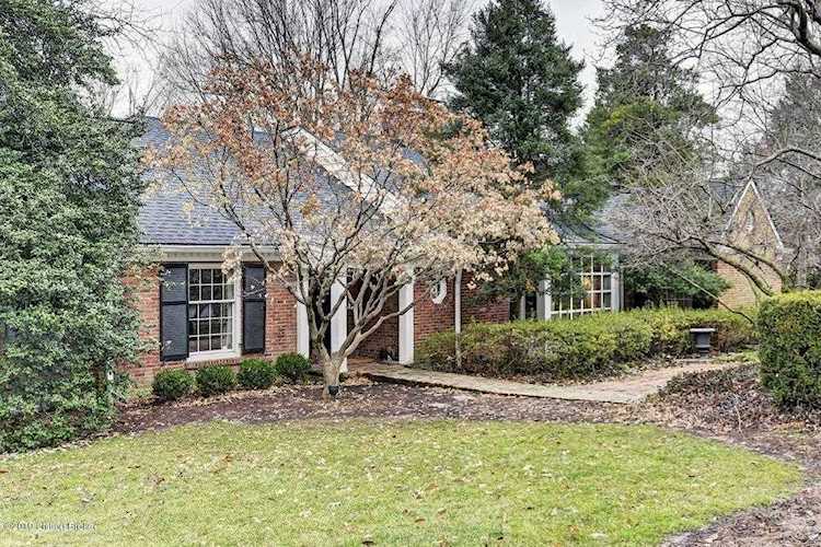 4 Indian Hills Trail Louisville, KY 40207 | MLS 1523598 Photo 1