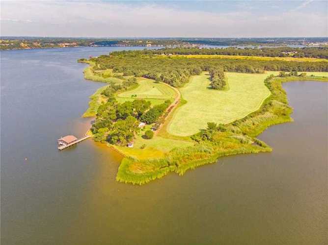 6801 John Gee Court Granbury, TX 76049