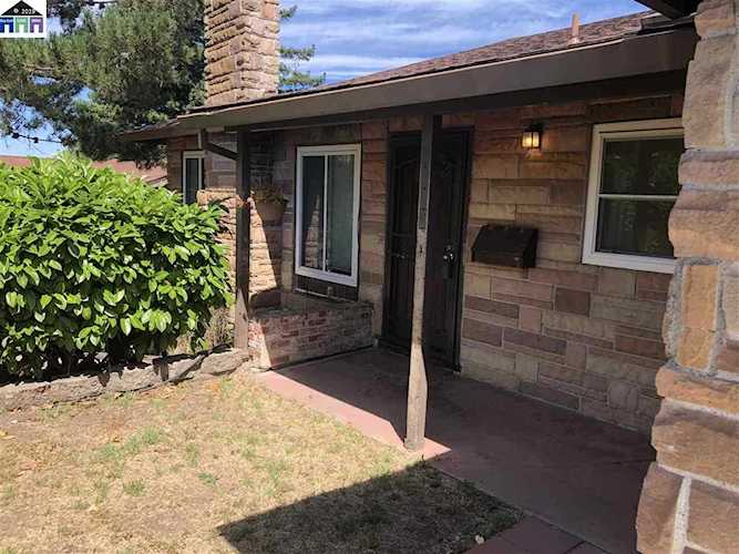 3358 East Ave Hayward, CA 94541 | MLS 40872616 Photo 1