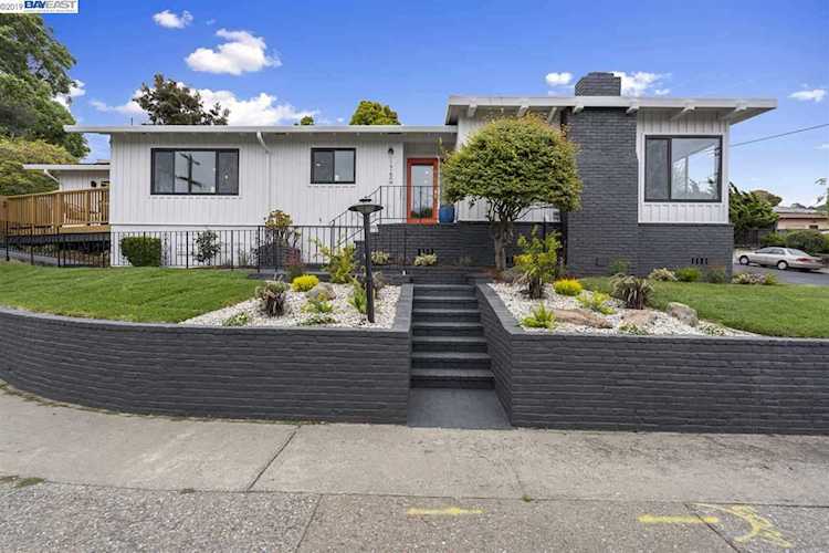 1760 Walnut St El Cerrito, CA 94530 | MLS 40873863 Photo 1