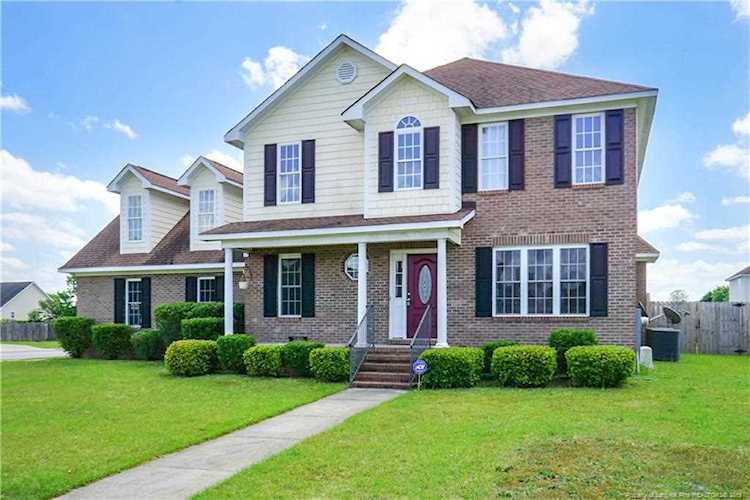 5701 Lady Way Hope Mills, NC 28348 | MLS 606337 Photo 1