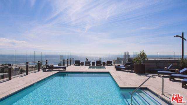 1755 Ocean Avenue #403 Santa Monica, CA 90401 | MLS 19494030 Photo 1