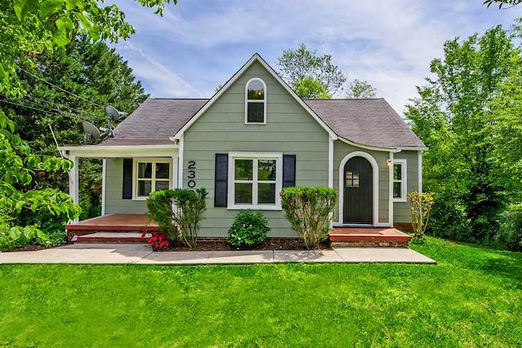 2300 Fair Dr Knoxville, TN 37918 | MLS 1078482 Photo 1