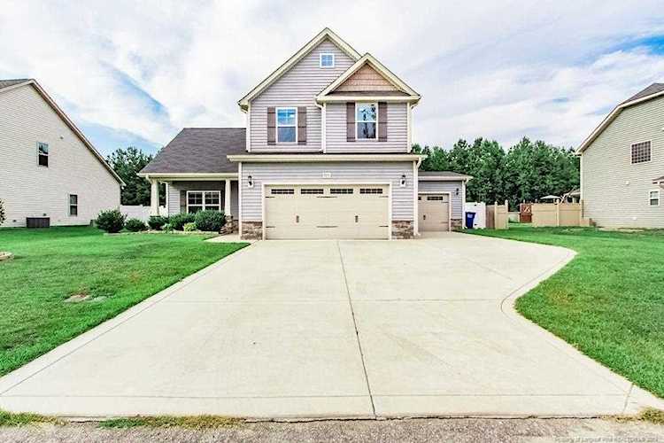 925 Saint John Loop Raeford, NC 28376 | MLS 611599 Photo 1
