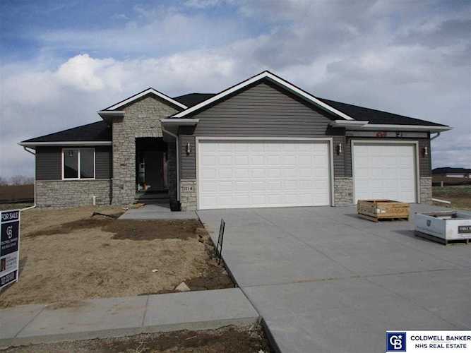 1114 Annabel Ave Hickman, NE 68372