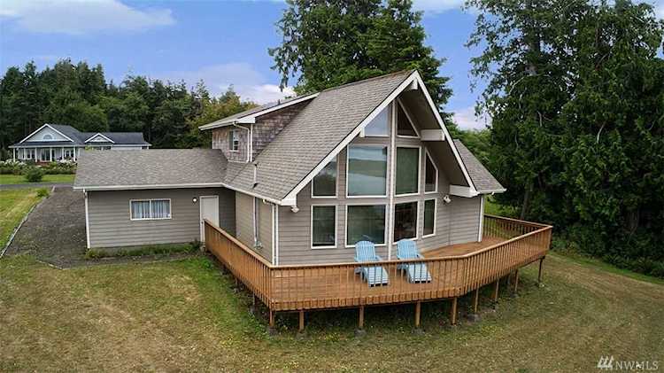 5 Cedar Lane South Bend, WA 98586