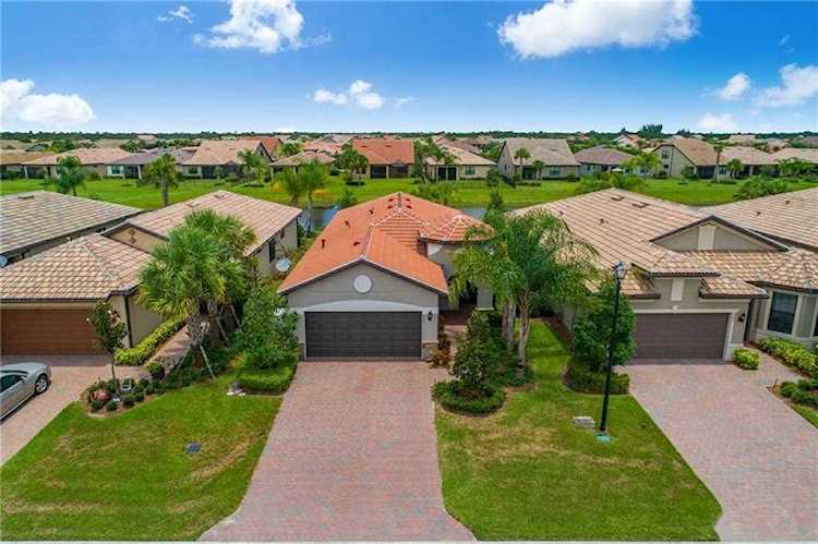549 SE Monet Drive Port Saint Lucie, FL 34984 | MLS RX-10550511 Photo 1