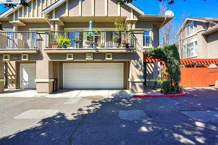 19553 Meekland Ave Hayward, CA 94541 | MLS 40876465 Photo 1