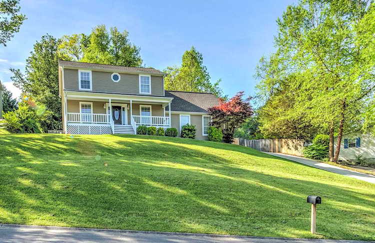 1121 Melton Hill Circle Clinton, TN 37716 | MLS 1077935 Photo 1