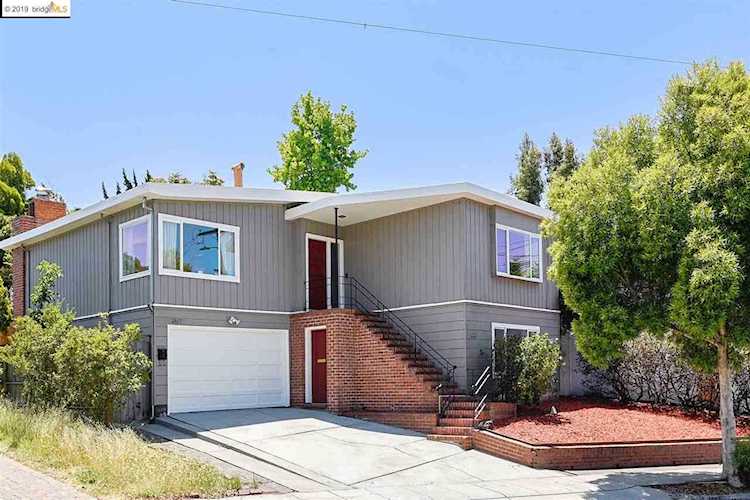 1857 Carlson Blvd Richmond, CA 94804 | MLS 40872944 Photo 1