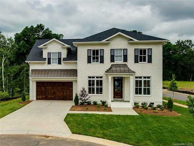 6826 W Providence Ln Charlotte, NC 28226 | MLS 3404735 Photo 1