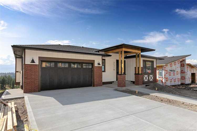 2579 Crown Crest Drive West Kelowna, BC V4T3N3