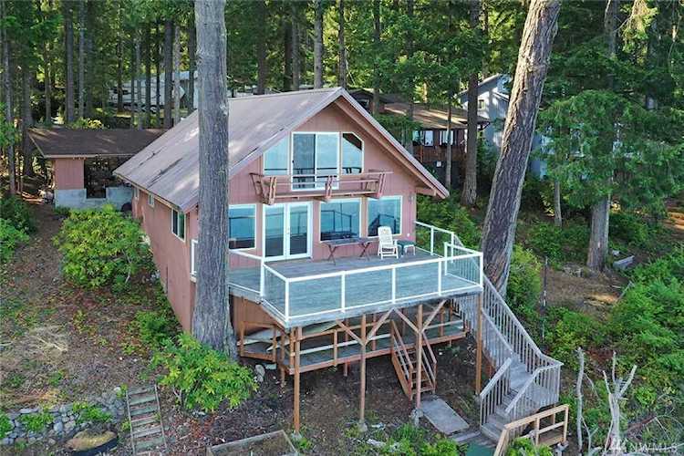 371 Pleasant Harbor Rd Brinnon, WA 98320