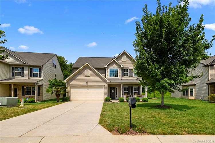547 Danson Dr Fort Mill, SC 29715 | MLS 3536027 Photo 1